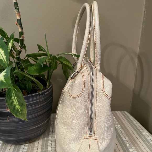 Fendi Grained Large Calfskin B Mix Tote - Picture 2 of 7